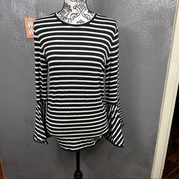 Stella & Dot Maette Avery striped Bell Sleeve Top - Picture 3 of 11